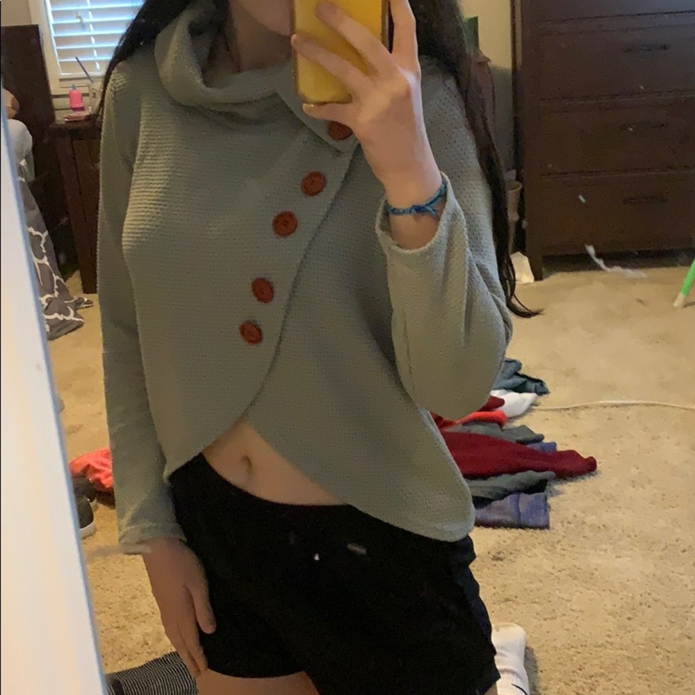 Cute cropped sweater
